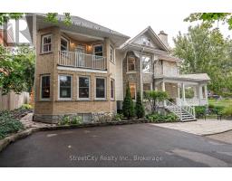 18 WATERLOO STREET N - 33