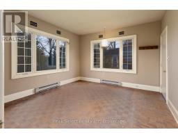 35 ONTARIO STREET N - 14