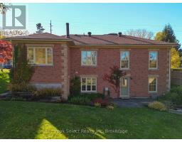 35 ONTARIO STREET N - 24