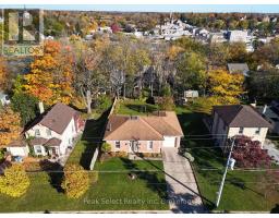 35 ONTARIO STREET N - 43