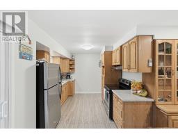 856 YORK AVENUE N - 10