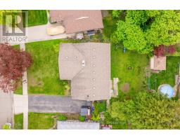 110 STONYBROOK DRIVE - 4