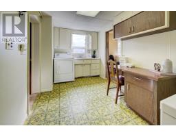 135 BREWERY STREET - 21