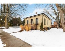 212 ANDREW STREET - 4