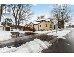 212 ANDREW STREET - 40