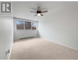 363 - 36 HAYHURST ROAD - 16