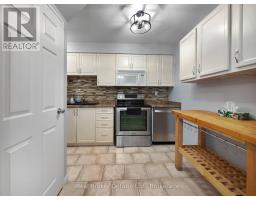 363 - 36 HAYHURST ROAD - 6