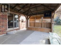 34 HOMEFIELD COURT - 33