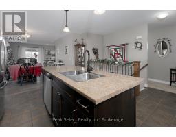 34 HOMEFIELD COURT - 9