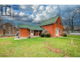 130 ARTHUR STREET - 3