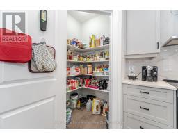 450 ROGERS ROAD - 10