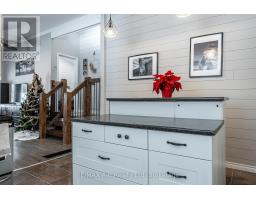 250 ORCHARD AVENUE - 10