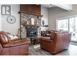 250 ORCHARD AVENUE - 18