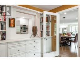 205 - 30 FRONT STREET - 19