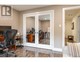 205 - 30 FRONT STREET - 31