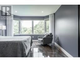 205 - 30 FRONT STREET - 38