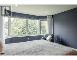 205 - 30 FRONT STREET - 40