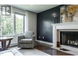 205 - 30 FRONT STREET - 8