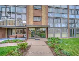 406 - 400 CHAMPLAIN BOULEVARD - 2