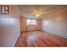 406 - 400 CHAMPLAIN BOULEVARD - 7