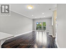 206 - 255 JOHN STREET N - 11