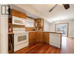 43 PATIENCE CRESCENT - 12