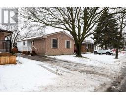 43 PATIENCE CRESCENT - 2