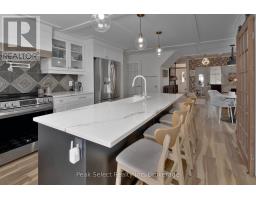 363 QUEEN STREET E - 11