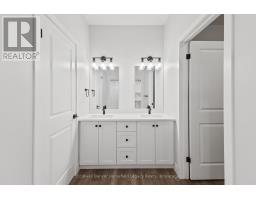 6 - 165 EGAN AVENUE - 26