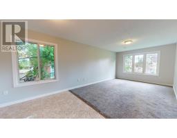 17 LAURIER STREET - 9