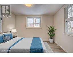 18 SHANLEY STREET - 31