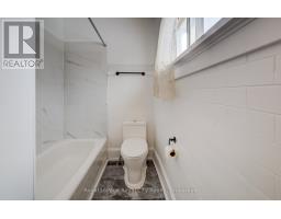 18 SHANLEY STREET - 34