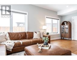 23 HAWTHORN COURT - 13