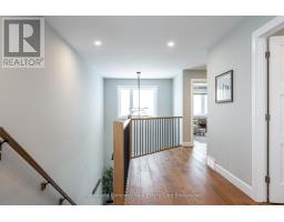 23 HAWTHORN COURT - 18