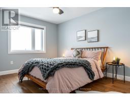 23 HAWTHORN COURT - 27