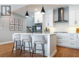 23 HAWTHORN COURT - 8