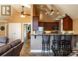 35 THOMAS STREET - 16