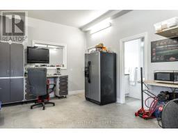 35 THOMAS STREET - 33