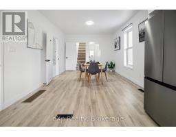 40 VICTORIA STREET S - 14