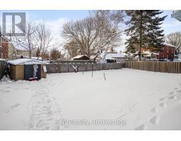 40 VICTORIA STREET S - 36