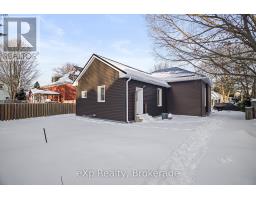 40 VICTORIA STREET S - 38