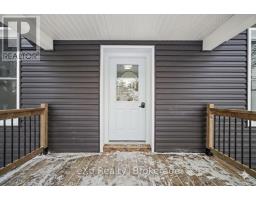 40 VICTORIA STREET S - 4