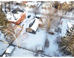 40 VICTORIA STREET S - 42