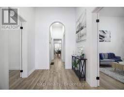 40 VICTORIA STREET S - 7