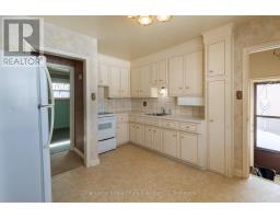 53 SANDRA AVENUE - 11