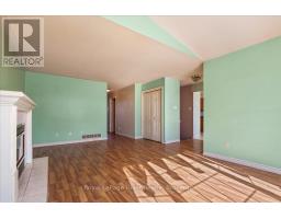 639 HIGHVIEW DRIVE S - 11