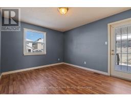 639 HIGHVIEW DRIVE S - 15