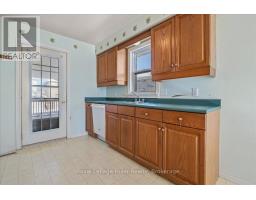 639 HIGHVIEW DRIVE S - 23