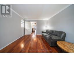 43 PATIENCE CRESCENT - 17