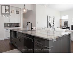 343 TRACY STREET - 12